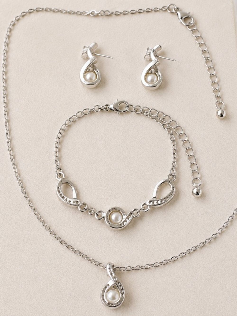 Genuine Ivory White Pearl Necklace, Bracelet & Earrings Jewelry Seti